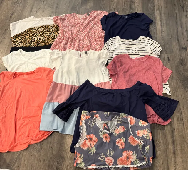 Lot of 10 Women Assorted Maternity Tops Size XL