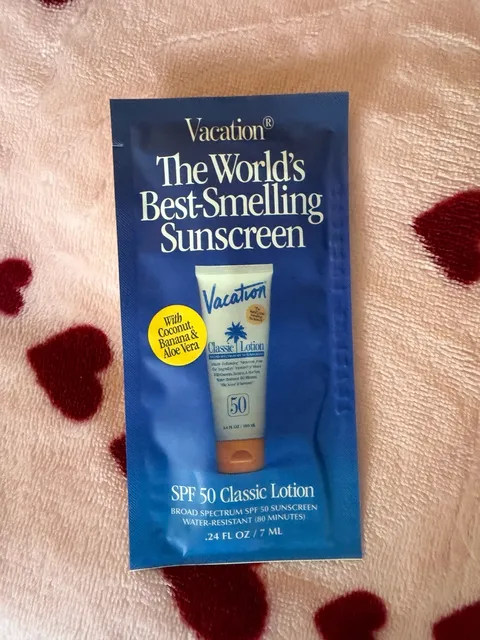 Vacation SPF 50 Classic Lotion Sunscreen 10 Sample Packets Lot