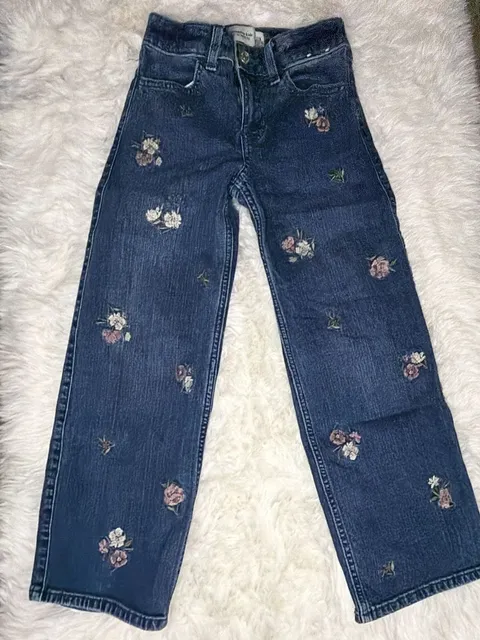 Abercrombie Kids High Rise Wide Leg Jeans Size 7/8 Floral Embroidered