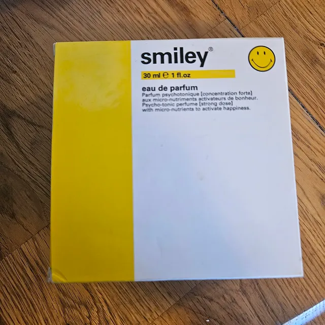 Vintage Smiley Jeanne Arthes Eau De Parfum 1 fl oz Ora Ito Rare Discontinued