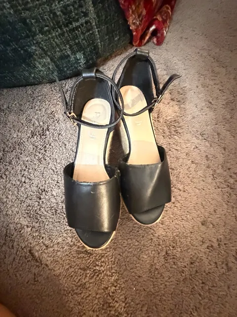 Refresh Black Wedge Espadrille Sandals