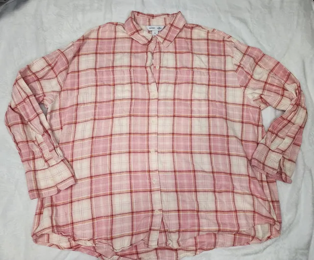 Old Navy The Boyfriend Shirt Size XL Pink Plaid Long Sleeve Button Down