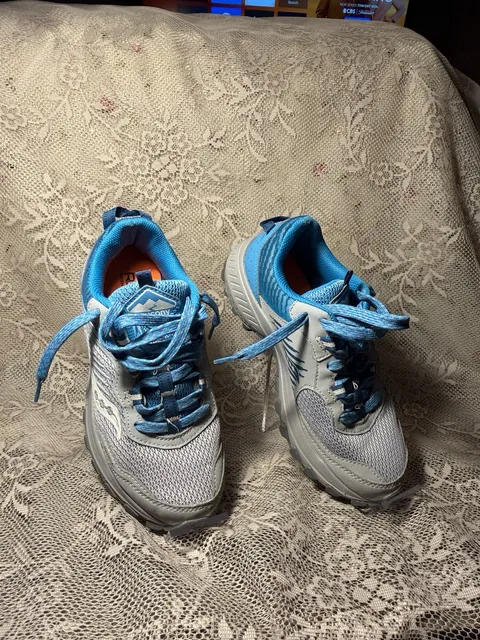 LUS 9 Saucony Excursion TR10 Size 7 Blue Trail Running Shoes