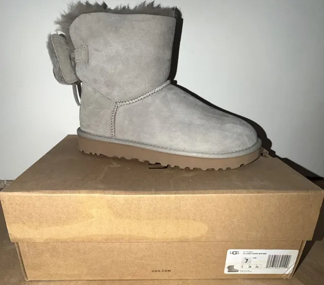 Ugg Classic Double Bow Mini Boots Size 7