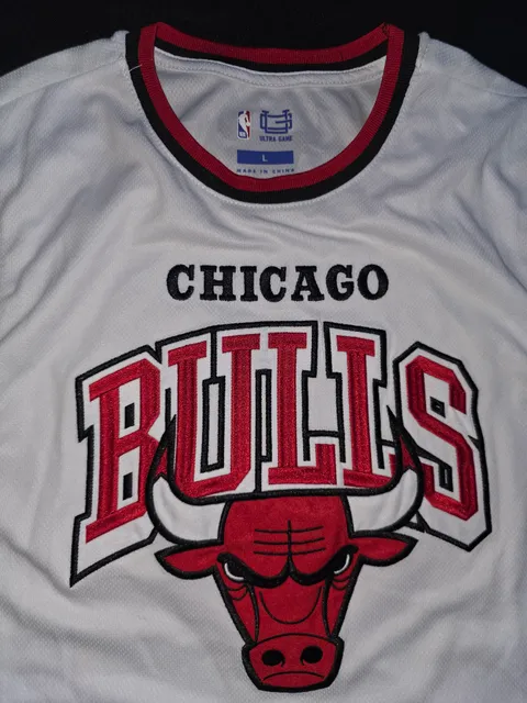 Ultra Game Chicago Bulls Jersey Size L White Basketball Tank Top