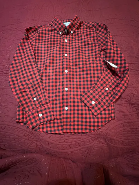 Old Navy Long Sleeve Button Down Shirt Size M (8) Red Black Plaid