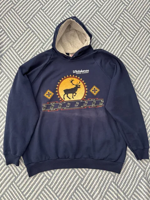 Daquin Whitehorse Yukon Canada Hoodie Size XL Blue Vintage Souvenir