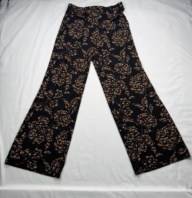 White House Black Market The Wide Leg Size XS Floral Pants