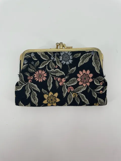 Baronet Vintage Floral Tapestry Kiss Lock Wallet Cowhide