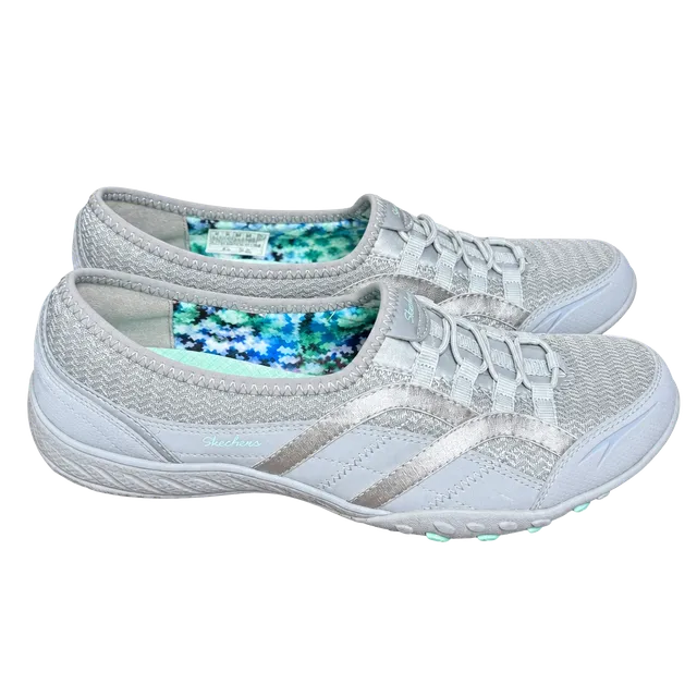 Skechers