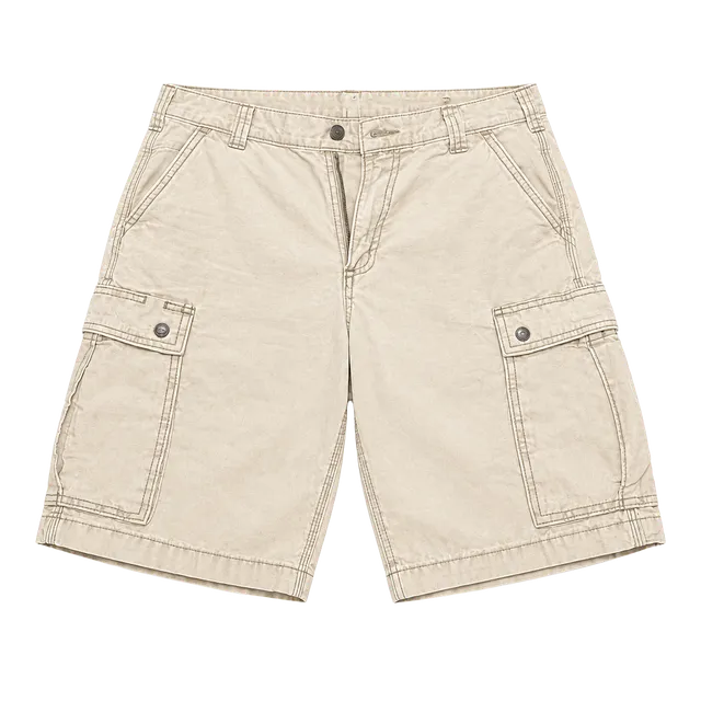 Carhartt relaxed fit cream cargo shorts 
Size Men’s 32
Dm for measurements 
Send offers 
 #workwear #utility #carrhart