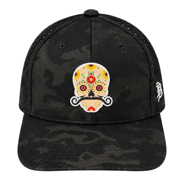 Branded Bills Flower Skull Cap Snapback Black Camo