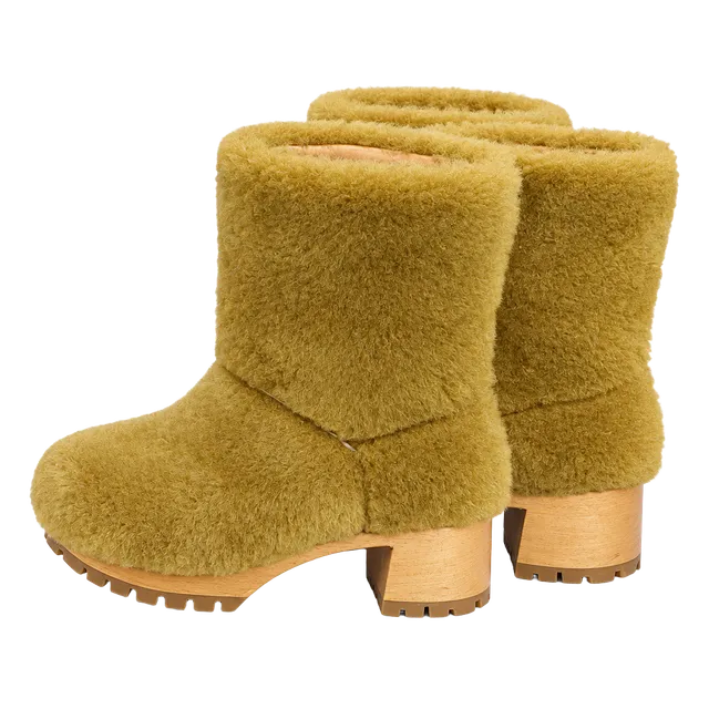Swedish Hasbeens Fluff Bootie Size 37 Shearling Clog Cognac