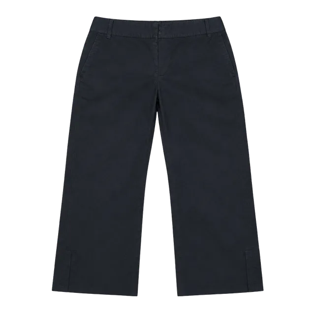 Apostrophe Stretch Black Capris Size 8