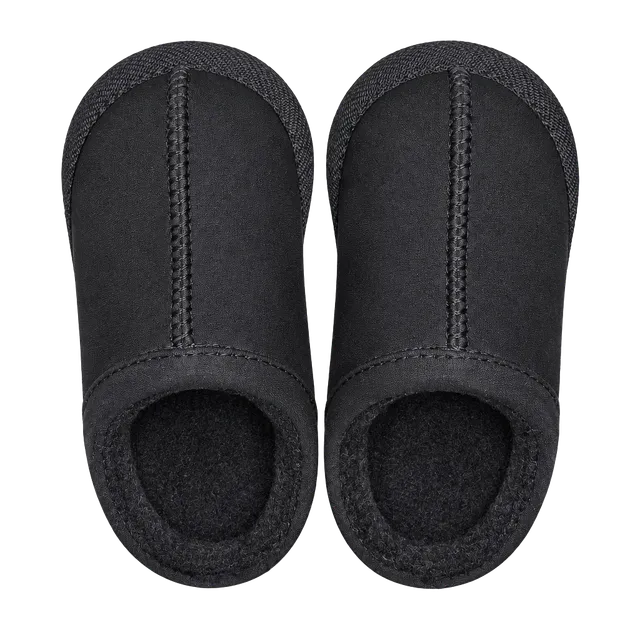 Cat & Jack Kid’s Slippers Child Size 6 Black Faux Fur Clog