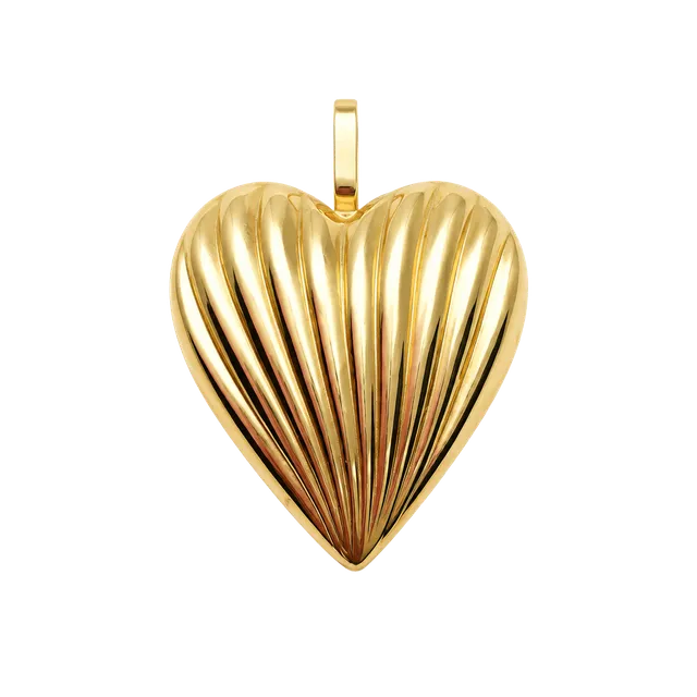 Timeless Vintage 14k Yellow Gold Heart Pendant! 