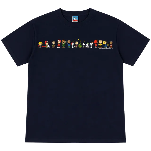 Vintage (2000s) Peanuts Character Line Up Christmas T-Shirt 