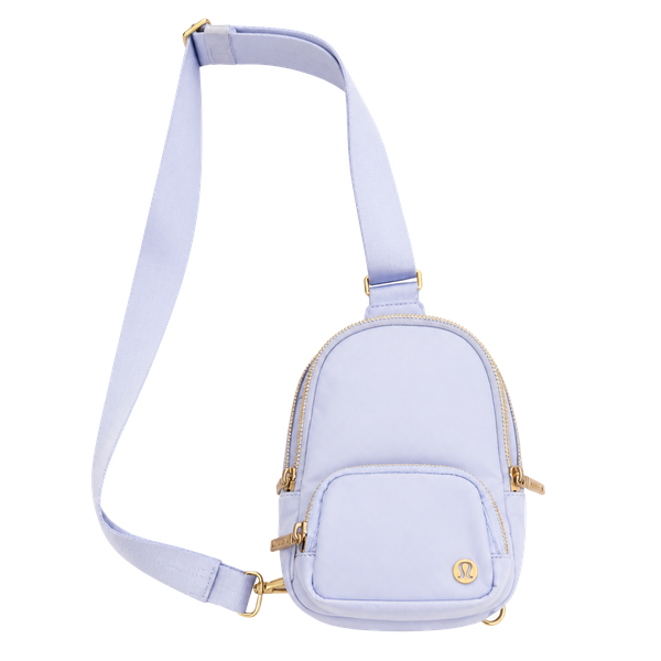 Lululemon Everywhere Small Sling Bag OS Light Lavender