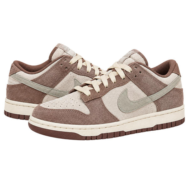 Nike Dunk Low Medium Curry Retro Sneakers
