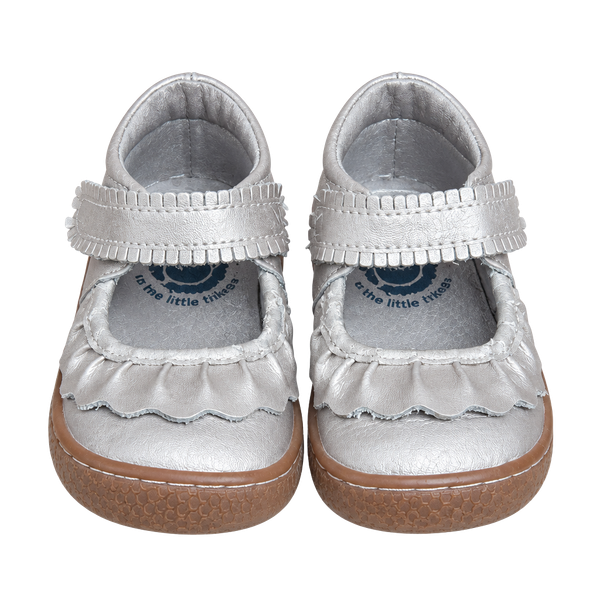 Livie & Luca Ruche Mary Jane Size 4 Champagne