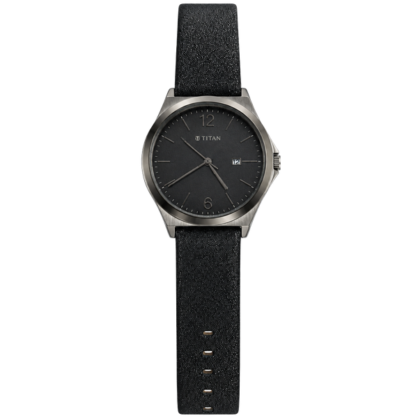 DKNY NY2373 Watch Black Leather Strap
Needs new battery 