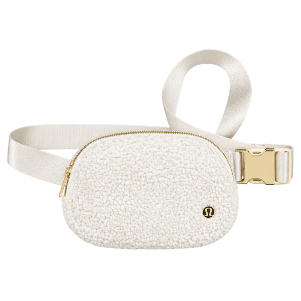 Lululemon Everywhere Belt Bag Fleece Natural Ivory Trench Gold Hardware