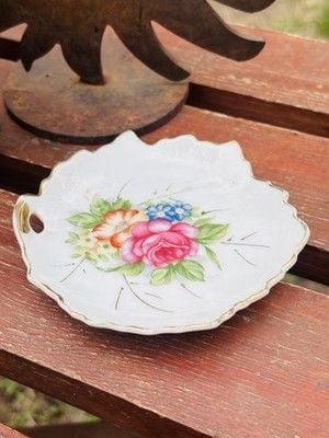 Vintage Noritake Porcelain Floral Trinket Dish w/ Gold Trim & Thumb Handle 5