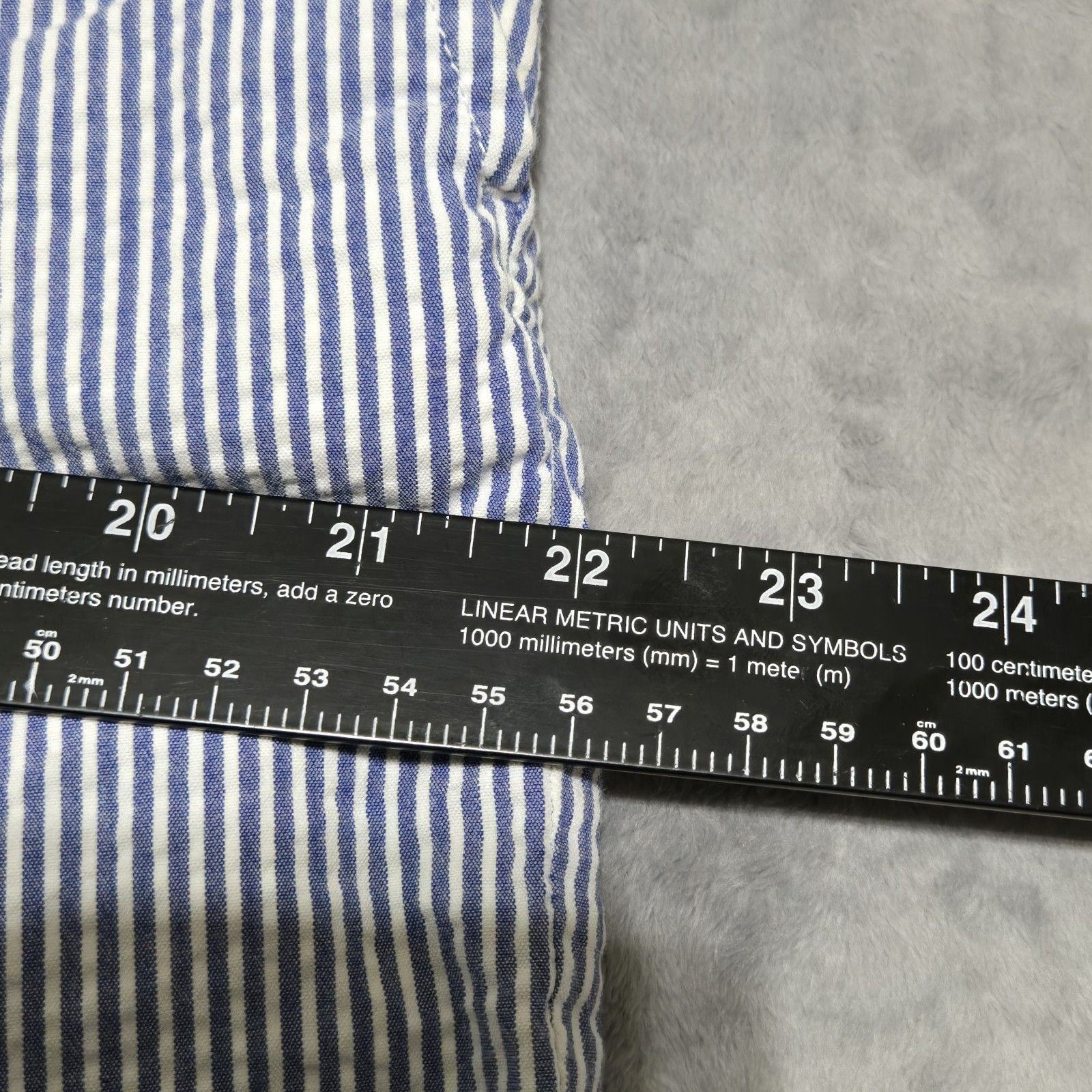 Polo Ralph Lauren Men's Blue and White Striped Seersucker Short Flat Front Sz 35 8