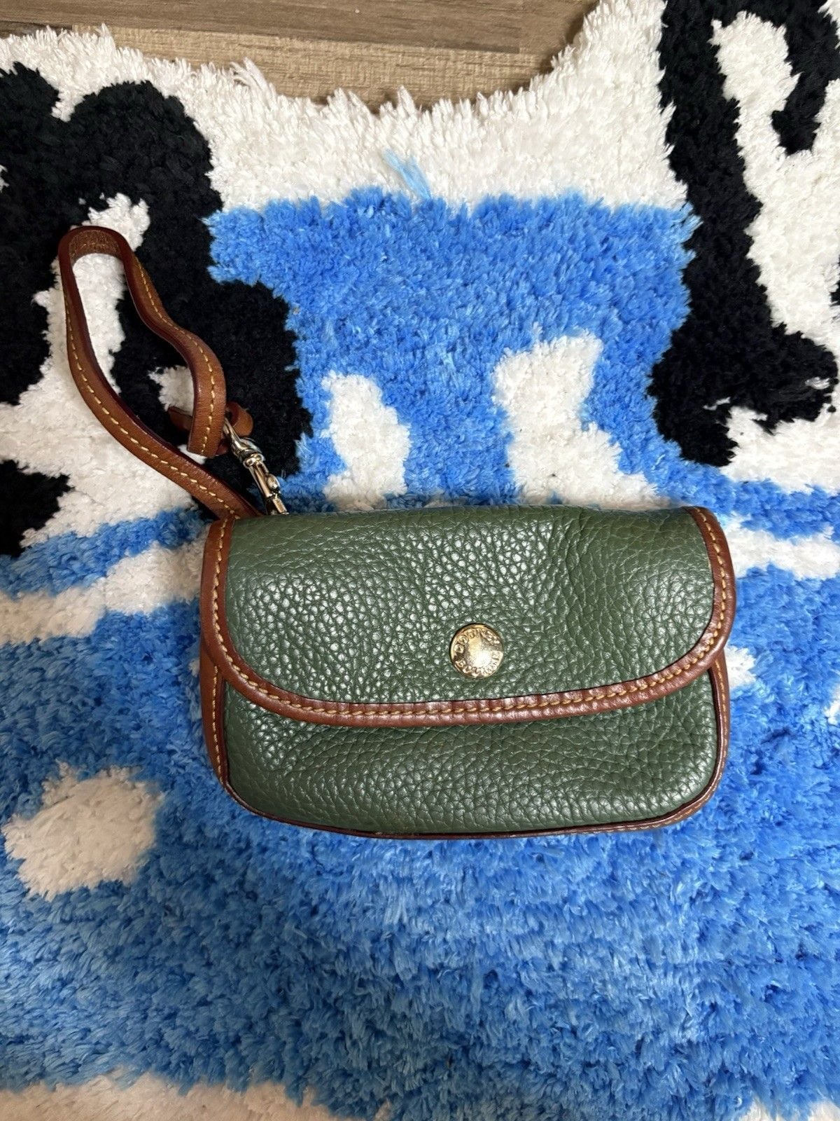 Dooney & Bourke PebbledLeather Snap WristletForest Green 2