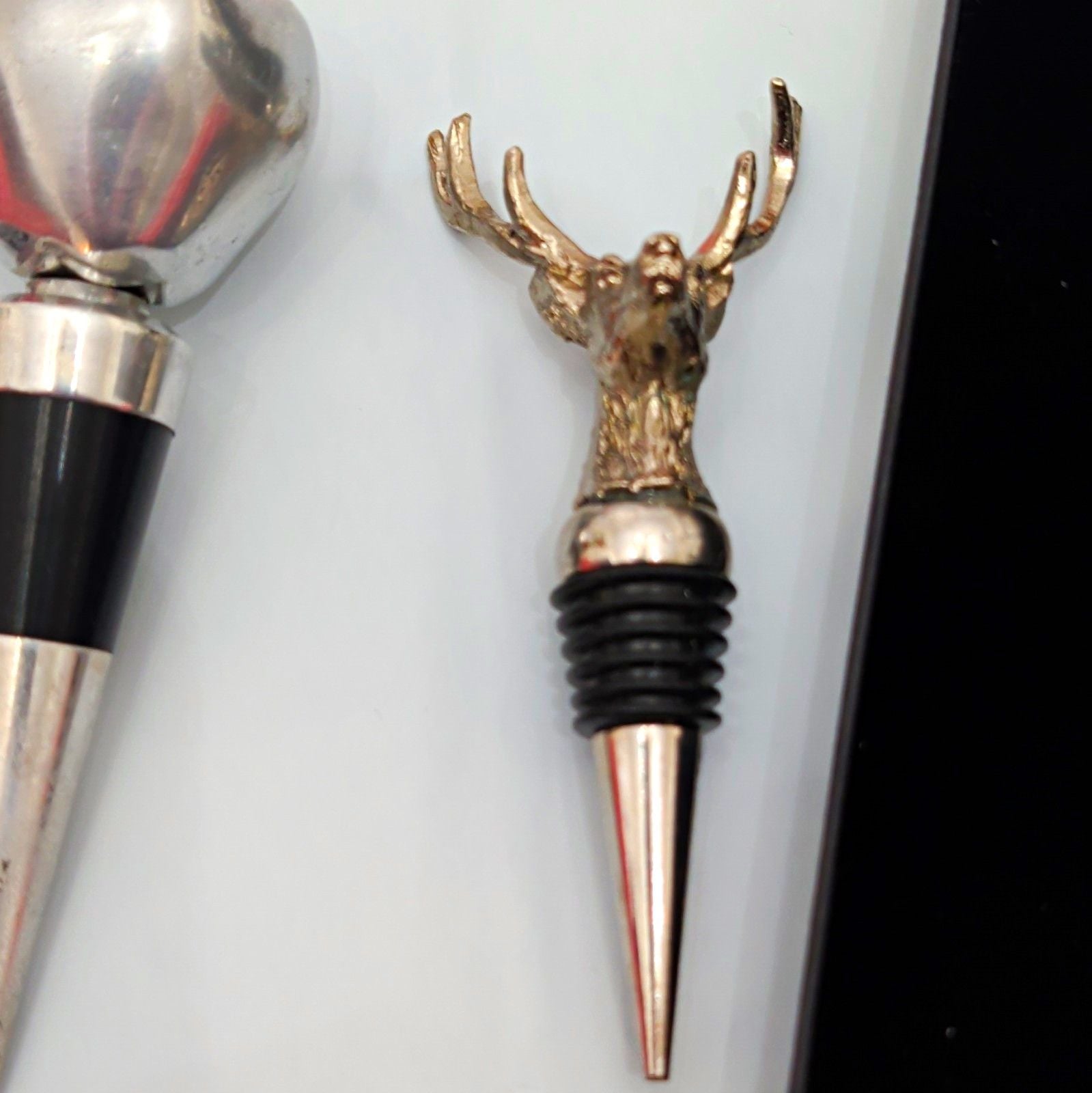 4pcDecorative Beverage Bottle Stopper Set Equestrian Stag Metal Wood Gift 4