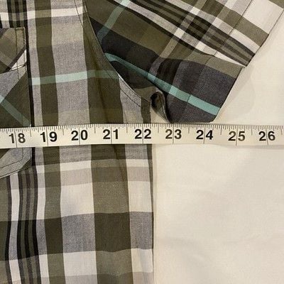 Levi’s Men's Classics Short Sleeve Button-Down Plaid Shirt Size L 5