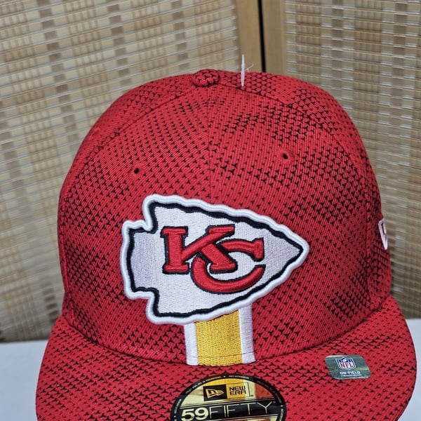 Title New Era Kansas City Chiefs 2024 Sideline 59FIFTY Fitted Hat Red Size 7 1/2