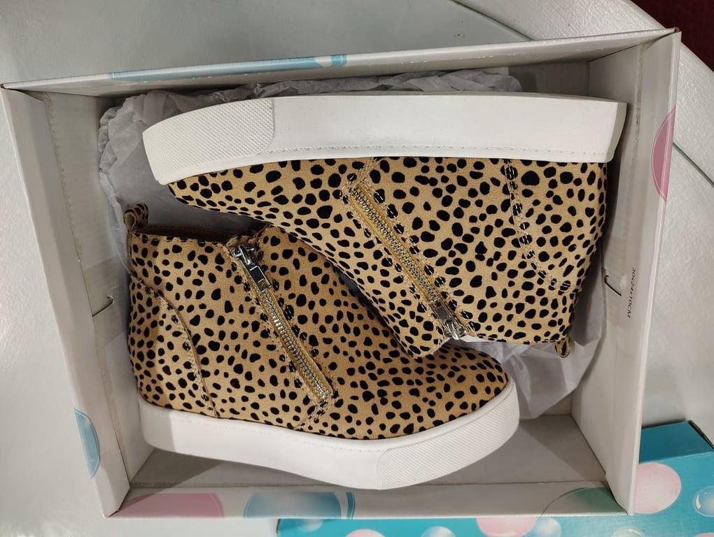 Soda Women's Leopard Print Wedge Sneakers 4