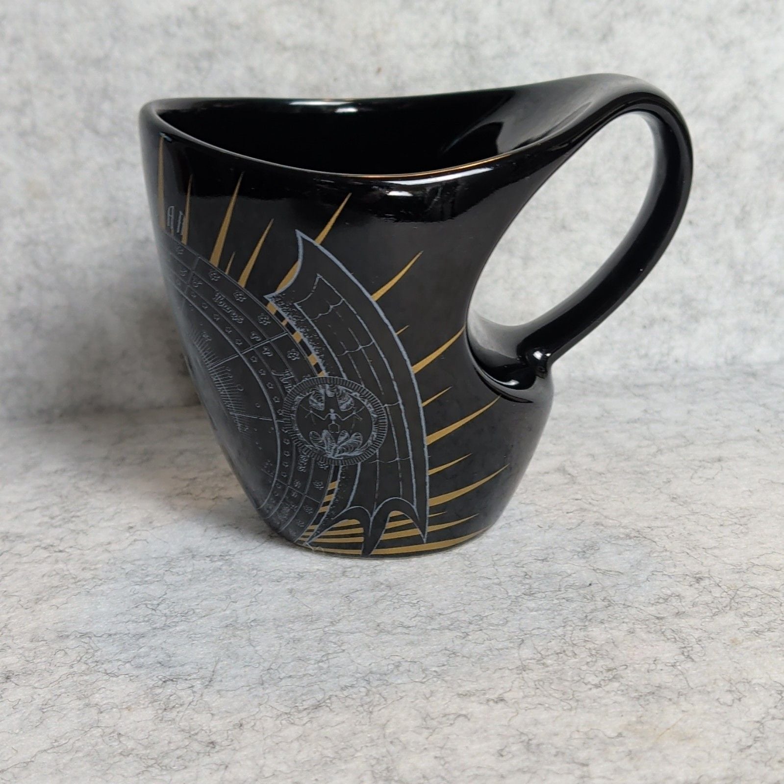 Six Flags Batman Gotham Guardian Mug 2015 DC Comics Ceramic Coffee Cup 3D Oval 4