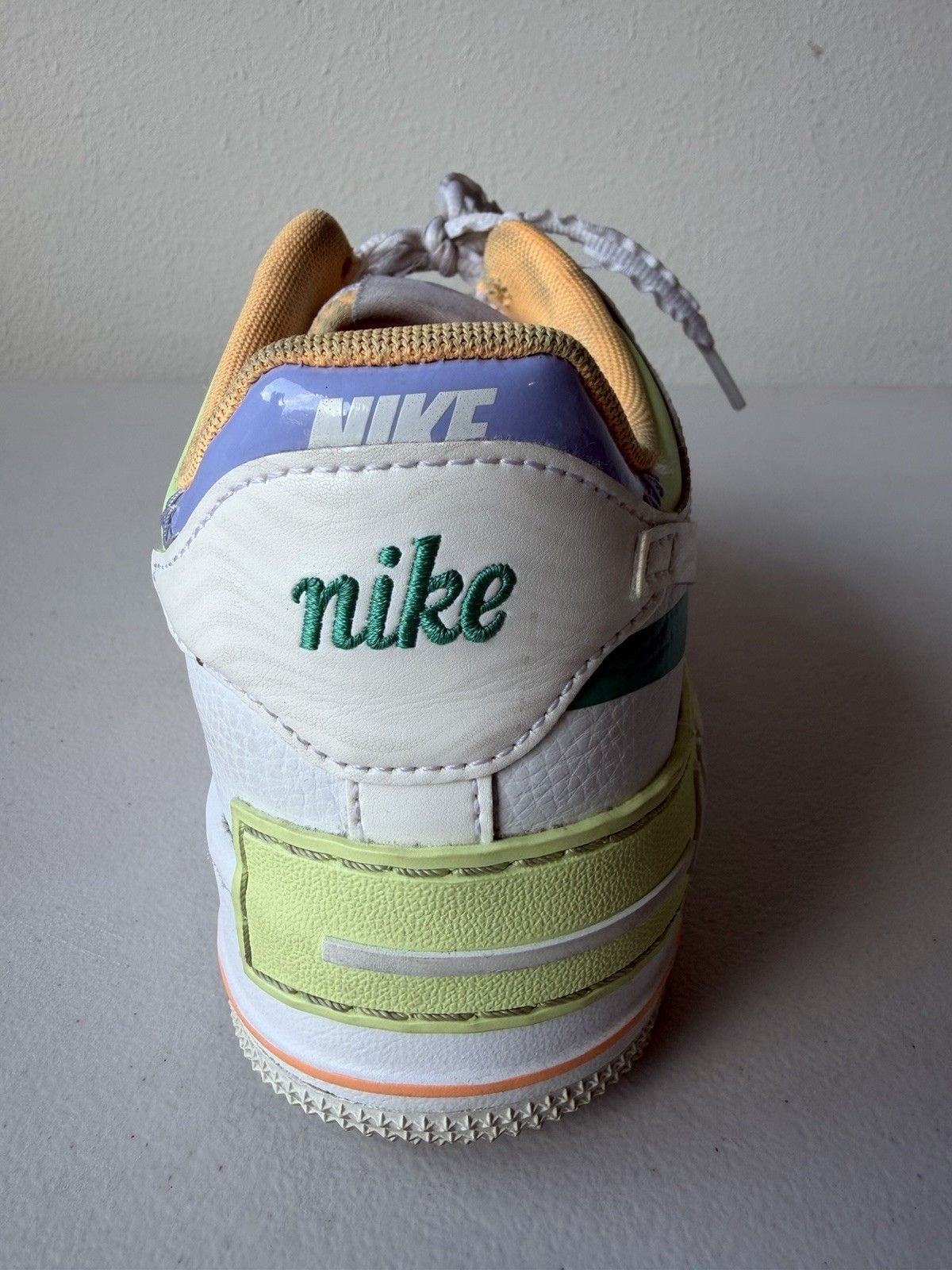 Nike Air Force 1 Low Top Men’s Colorblock Lace-Up Sneakers White Orange Green 4
