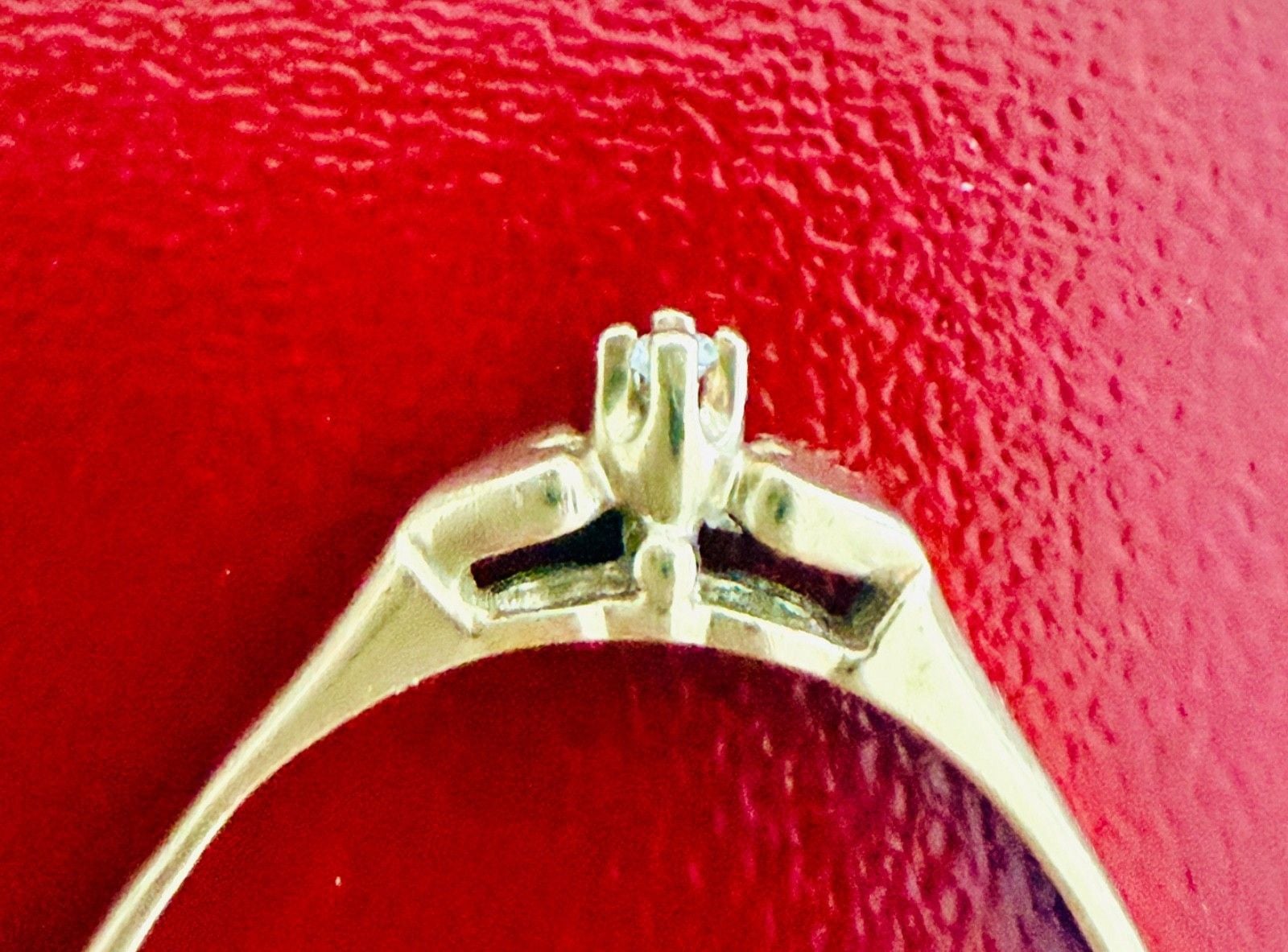 Antique 10K Gold Diamond Double Heart Size 8 Promise Solitaire Ring 9