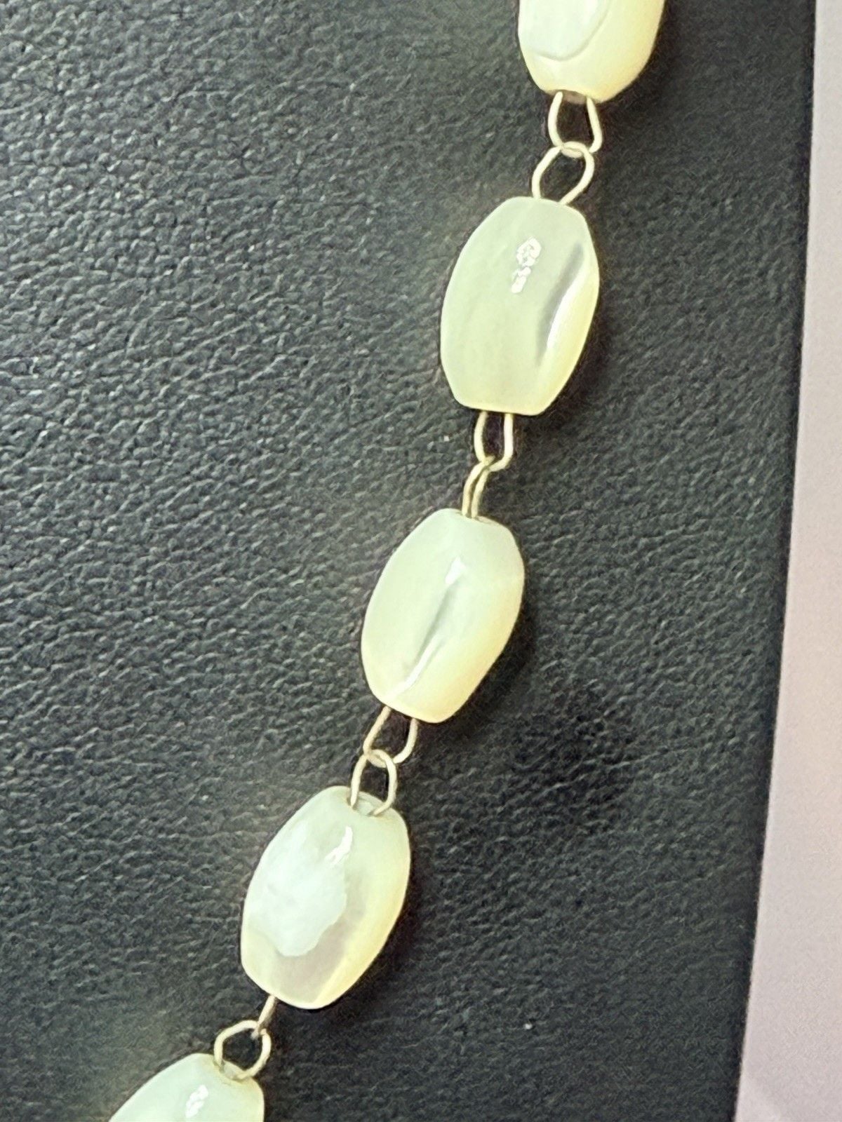 Vtg Moonstone Glass Chain & Enamel Hummingbird Heart Pendant Necklace Opalescent 8