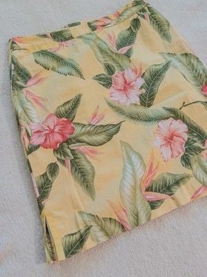 Tommy Bahama Stretch Skirt Size 10 Yellow Tropical Hibiscus Floral Palm Leaf 19" 11