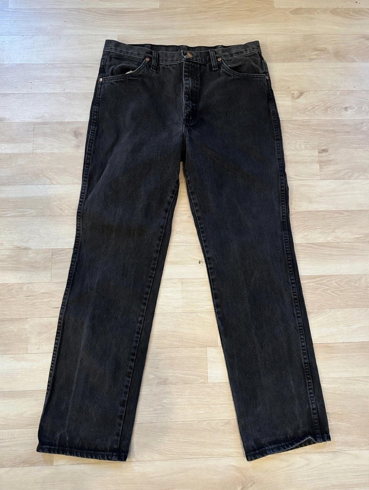 Wrangler Men's Black Jeans 34x32 Cowboy Cut 2