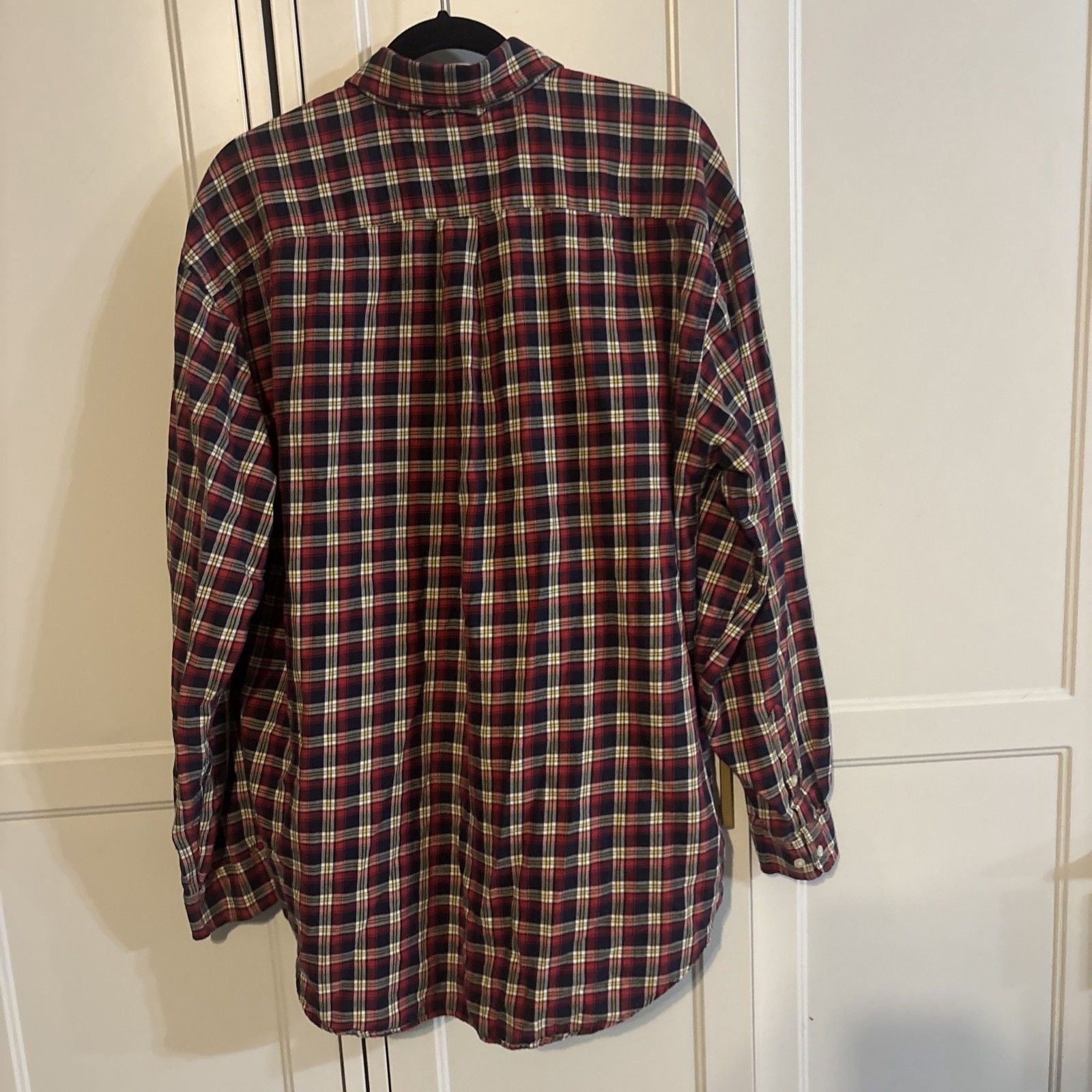 Tommy Hilfiger Shirt Mens XL Red Plaid Classic Fit Button Down Long SLEEVES 6
