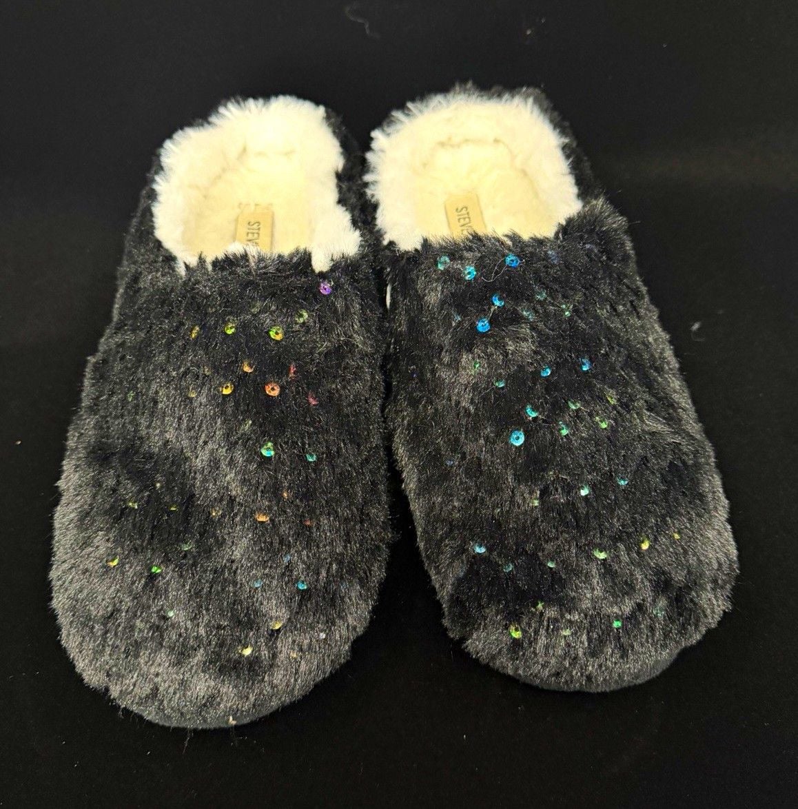 Steve Madden Women’s Black Faux Fur Sequin Slip-On Closed Toe Slippers US 9 2