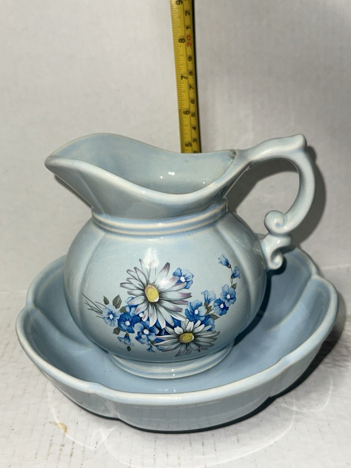 Vintage Blue Daisy Pitcher & Wash Basin Set USA Pottery 7528 Cottagecore 2