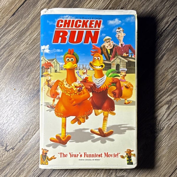 DreamWorks Home Entertainment Chicken Run VHS NTSC Full Screen G 2000 Gibson