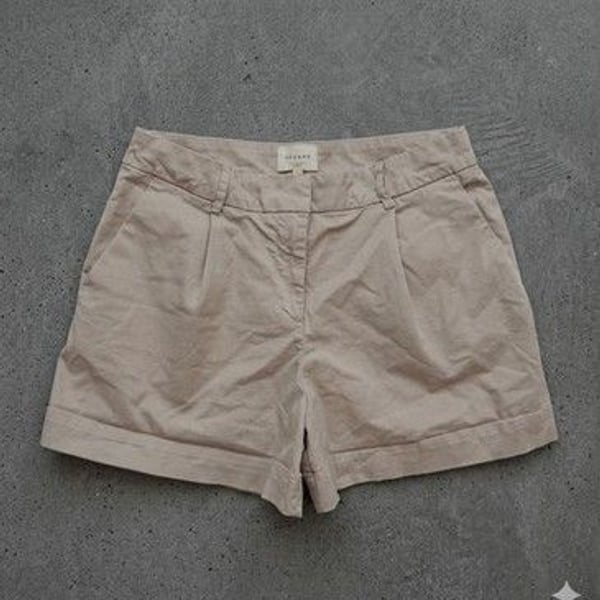 Sézane Paris France Pleated Cuffed ROME Chino Shorts in Beige - Size FR 40 US 8