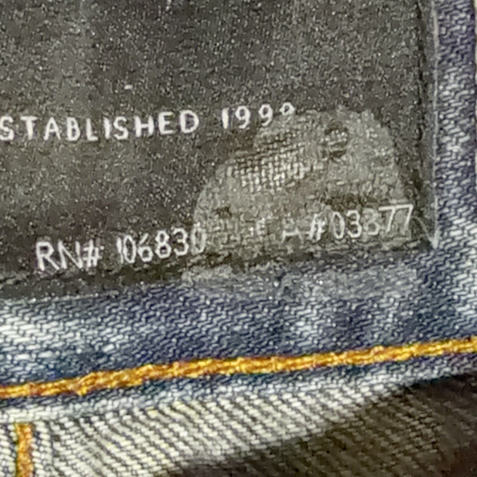Rocawear Men's Regular Fit Jeans Blue Denim Hip Hop Cotton Pockets Size Regular 4