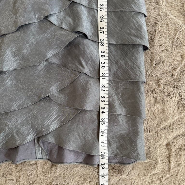 Adrianna Papell Occasions Sz 4 Silver Gray Metallic Tiered Ruffled Cocktail Dress 10
