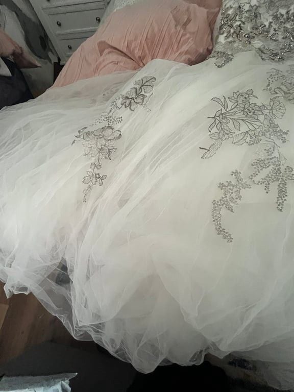 Elegant Embroidered Strapless Wedding Gown 10
