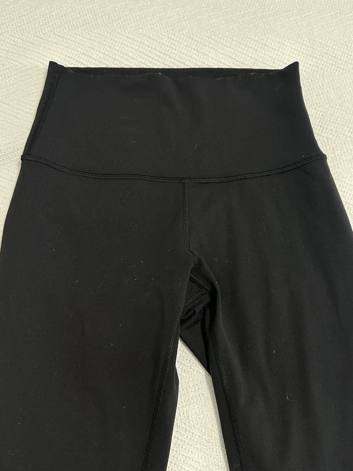 Lululemon Size 4 Womens Workout Pants Yoga Leggings Athletic Black 5