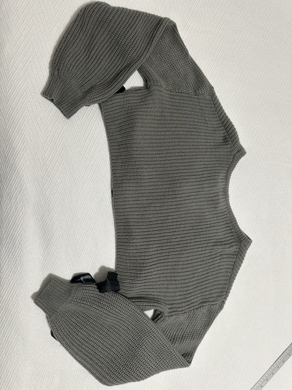 Bow Knot Knitted Cardigan Sweater SMALL Gray Jumpers Short V Neck Long Sleeves 11