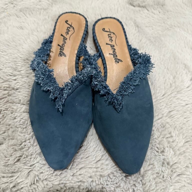 Free People Women's Frayed Blue Mules Size 37 4